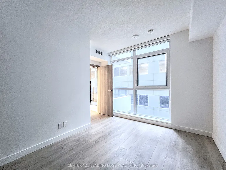 38 Widmer St #1009 — Photo 8