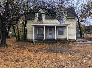 925 E 11th St, Newton, KS 67114