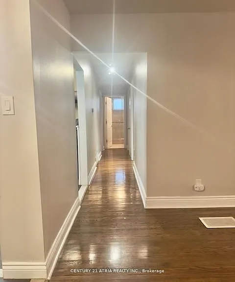695 Annland St — Photo 3