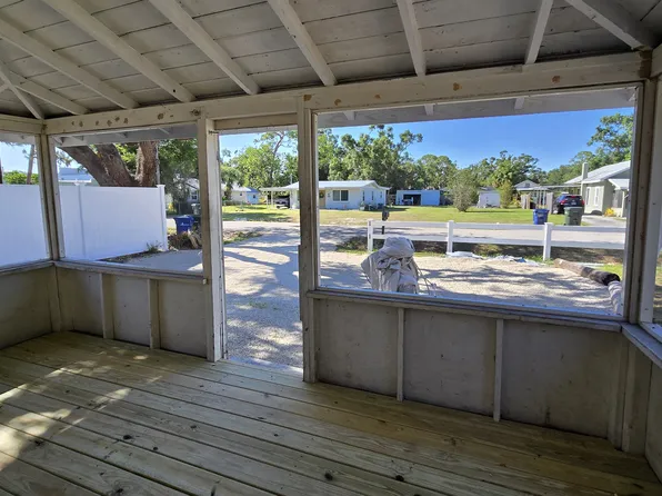 5330 Dorsay St, Sarasota, FL 34232