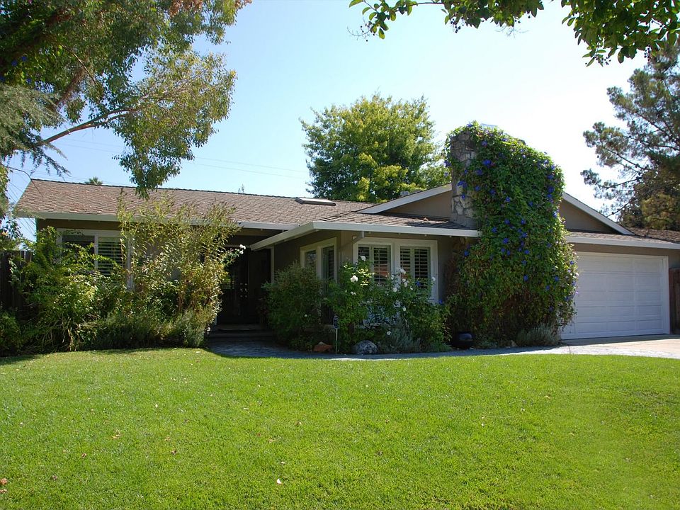 1st image of 164 Kensington Way