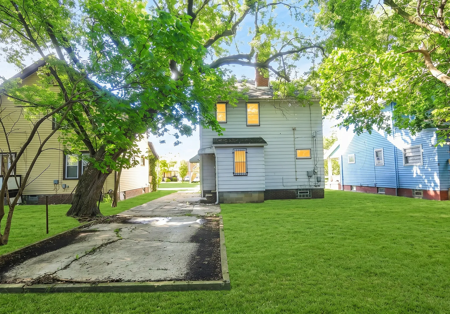 Bright, Beautiful Single Family Move-In Ready | Section 8 and EDEN welcomed — Photo 2