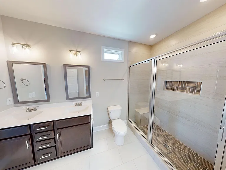 525 Herman Dr — Photo 10