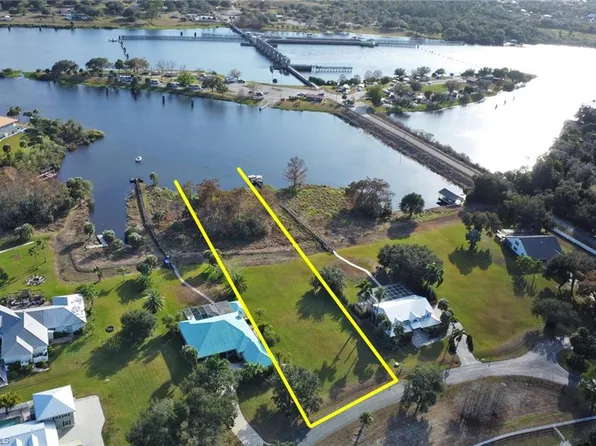 16280 Forest Mist CT, ALVA, FL 33920