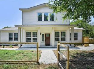 210 Cottage St, Seguin, TX 78155