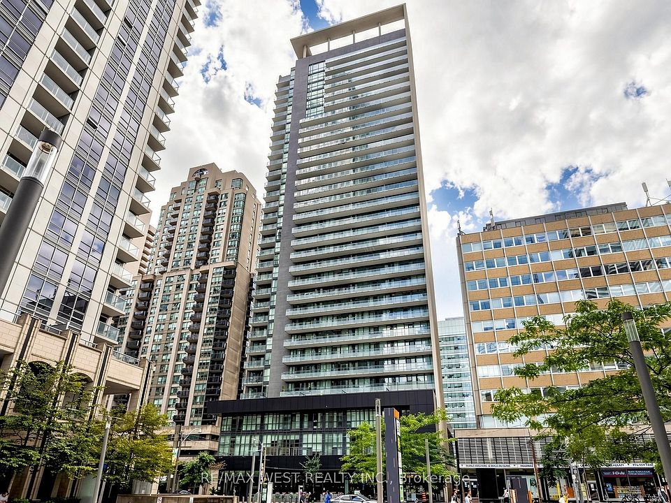 1st image of 770 Bay St #513