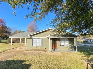 1220 Fiber Rd, Memphis, TN 38109