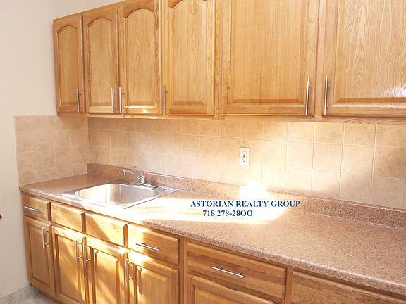 4th image of 30-67 33rd St #7