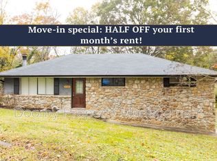 730 Roberta Dr, Rossville, GA 30741