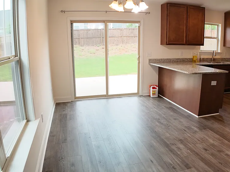 715 Corley Way — Photo 4