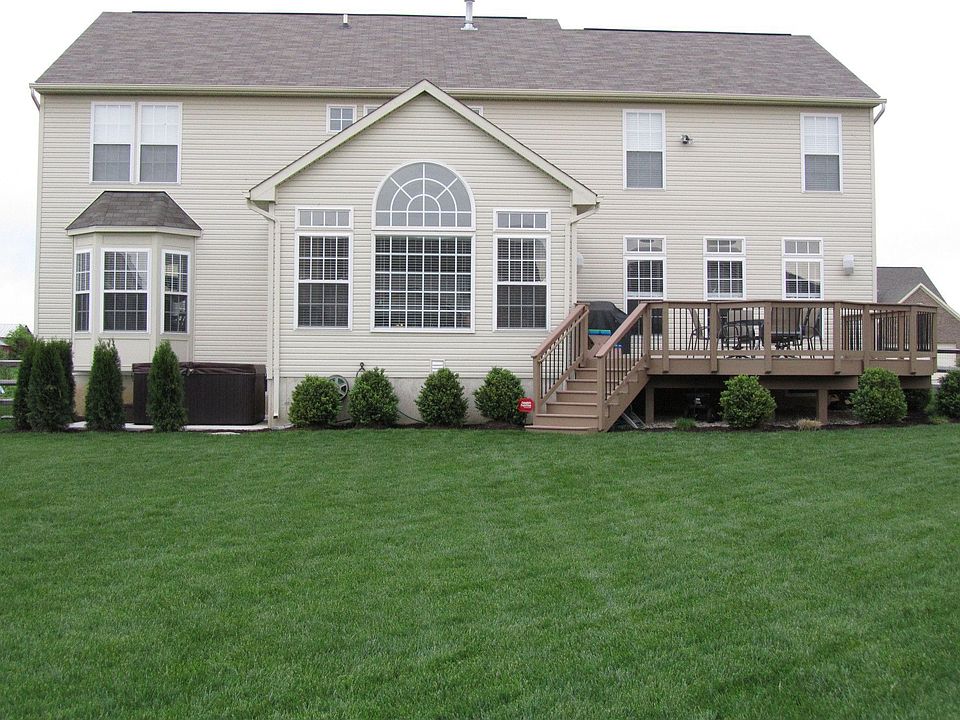 2nd image of 6594 Glenstone Way