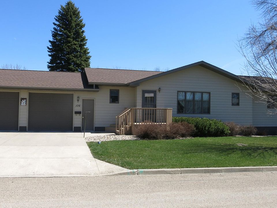 1st image of 106 8th Ave N