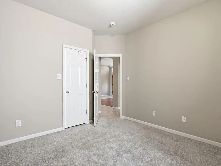 904 Winding Creek Pl — Photo 24