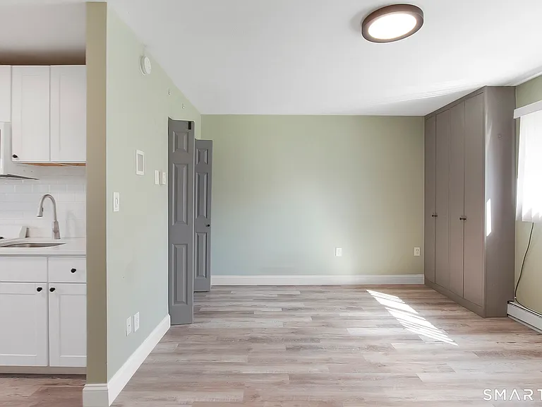 36 Woodbury Ave #2B — Photo 13