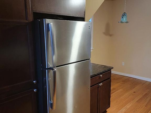 3rd image of 38 Savin Ave Floor 1
