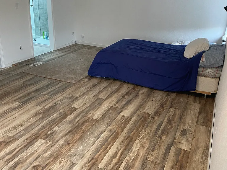 2198 Victoria Ave — Photo 6