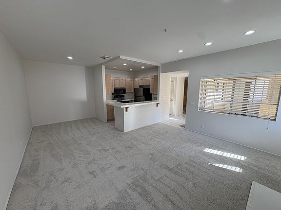 3rd image of 16912 Sims Ln #1-205-1