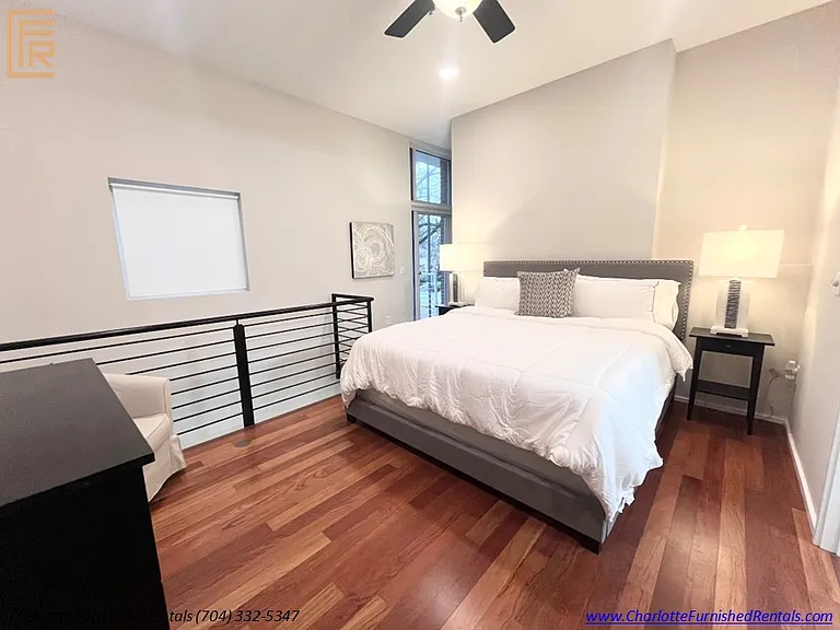 2084 Euclid Ave — Photo 6