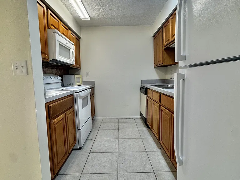 4175 Corsair Ave — Photo 3