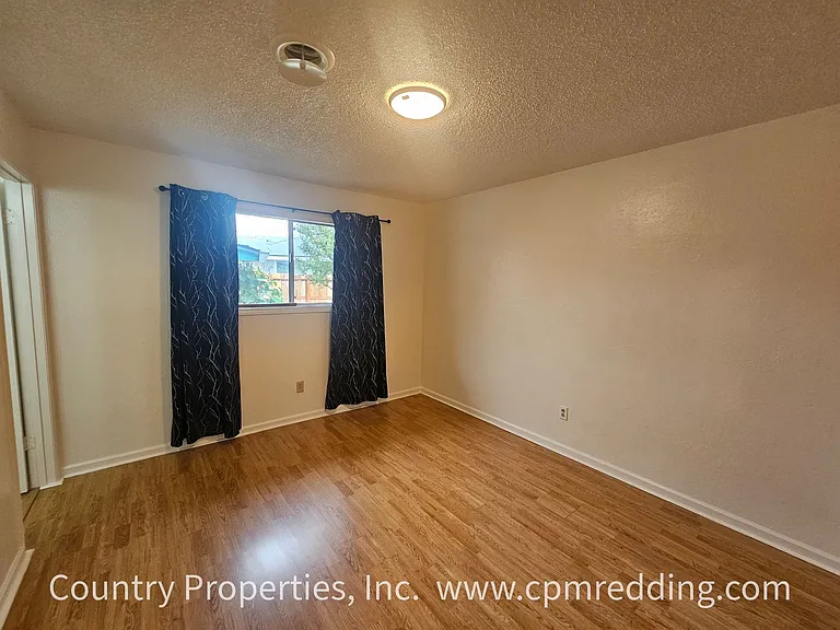 3320 Panorama Dr — Photo 23