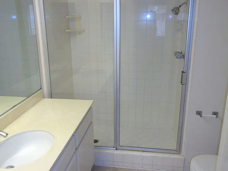 659 Del Parque Dr #B — Photo 19