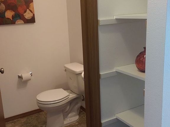 5th image of 9408 Lawndale Ave SW #B3