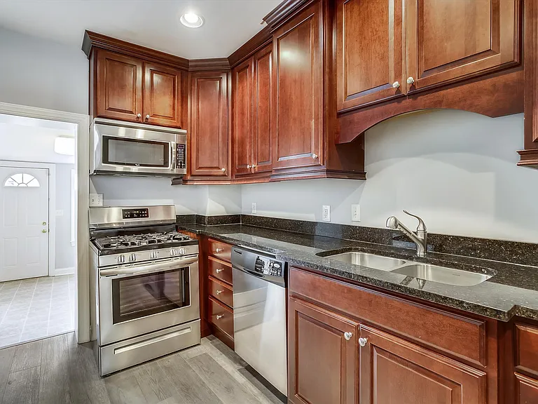 1444 Battery Ave — Photo 11