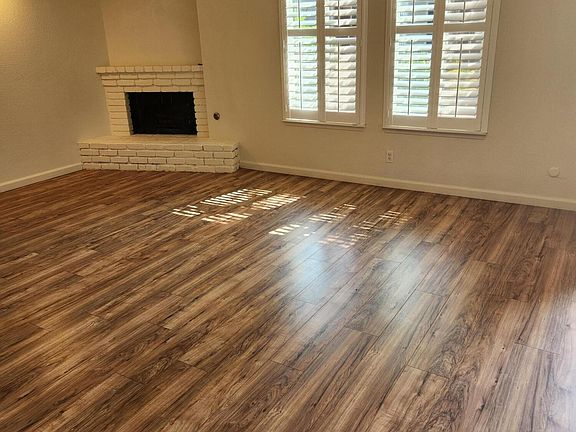 4th image of 887 Greenfield Avenue