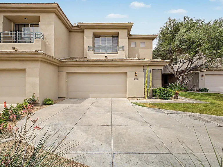 7262 E Woodsage Ln — Photo 2