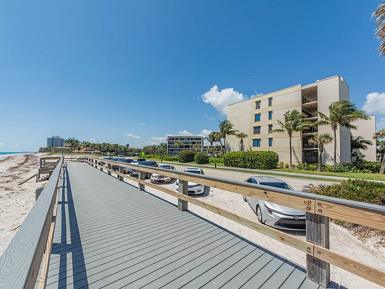 3939 Ocean Dr #201B — Photo 18