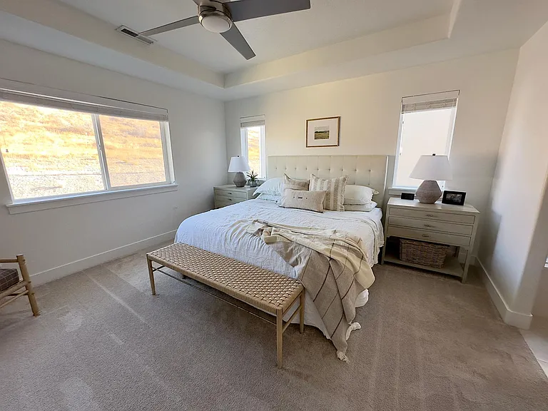 1618 W Quailhill Rd — Photo 13