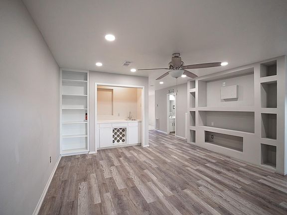 4th image of 5830 Langfield Rd #5830