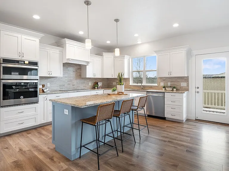1826 W River Birch Rd — Photo 5
