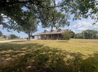 64 Bryan Dr, Paragould, AR 72450