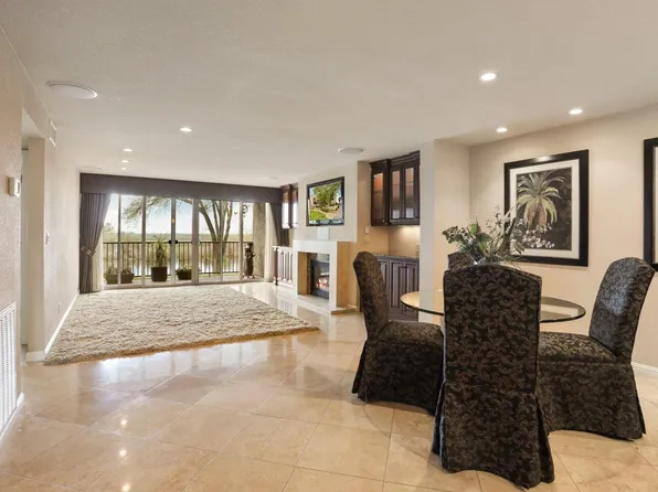 6669 Embarcadero Dr APT 10, Stockton, CA 95219