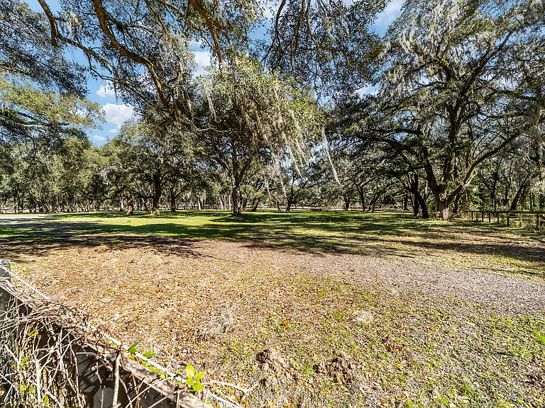 11025 SW 128th Ave — Photo 58