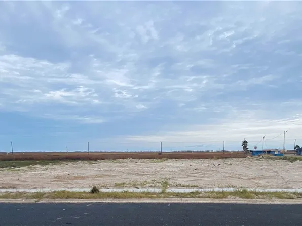 15678 Palmira Ave, Corpus Christi, TX 78418