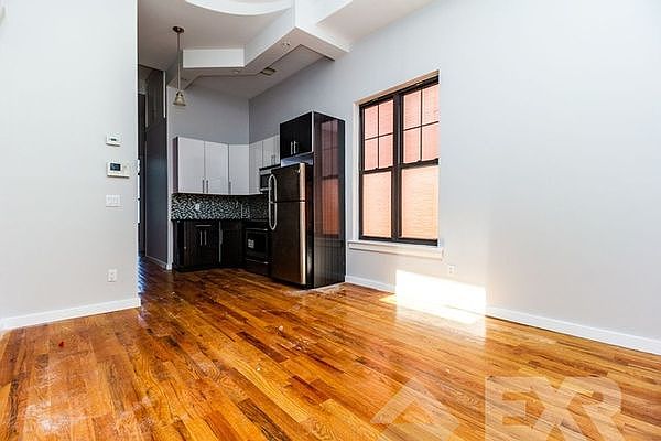1st image of 307 Harman St #3A