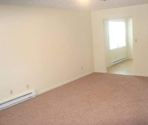 5th image of 408 S Nichols Ave #2