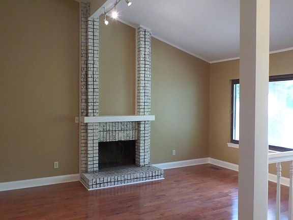 4th image of 6785 E Woodridge Pl