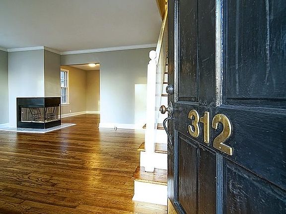 2nd image of 312 Chesterfield Ave