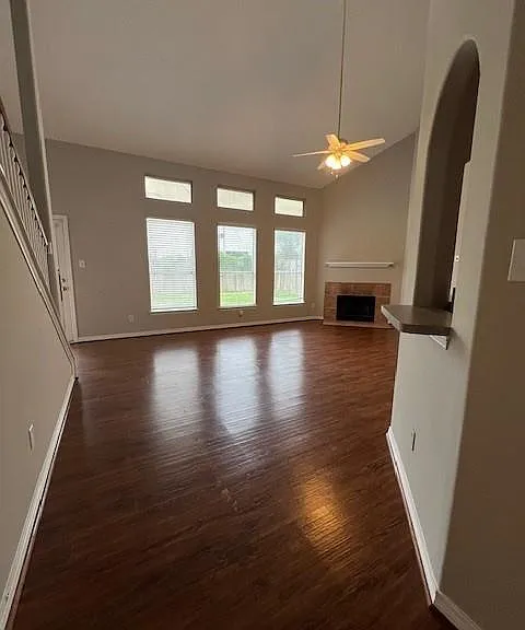 9219 Hidden Lake Cir E — Photo 3