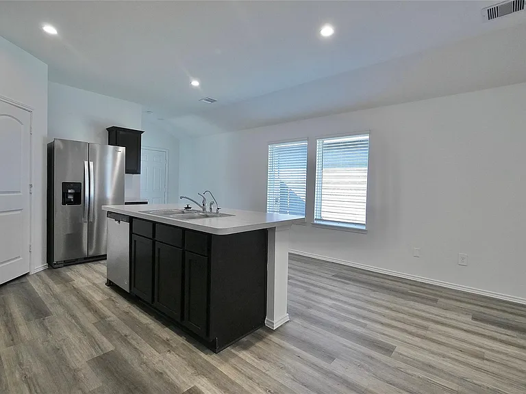 16839 Sangiovese Dr — Photo 7