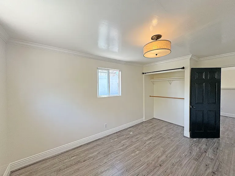 577 Walnut Ave #A — Photo 7