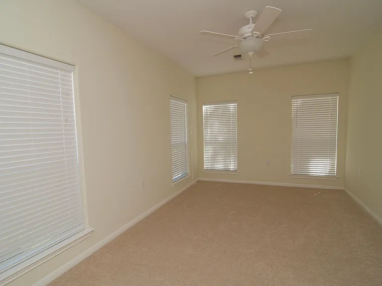 1101 Delmar St — Photo 10