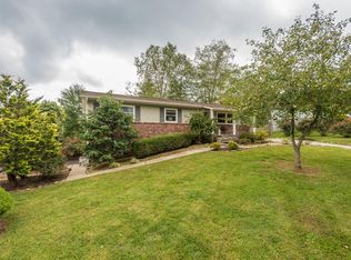 9232 SW Guyot Dr, Knoxville, TN 37922