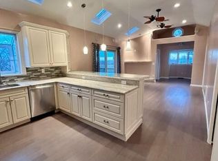 403 Cedar Ave, Leonardo, NJ 07737