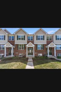 251 S Oak Creek Ln, Romeoville, IL, 60446