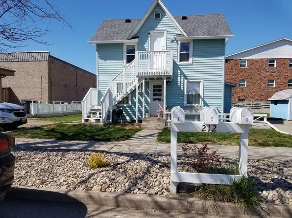 212 E 1st St, Pierre, SD 57501