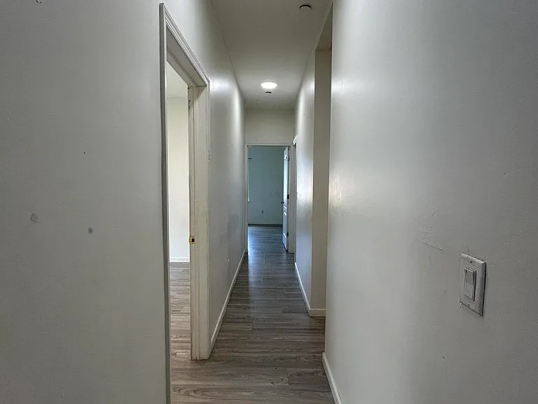 25 Stanley Ave #1 — Photo 4